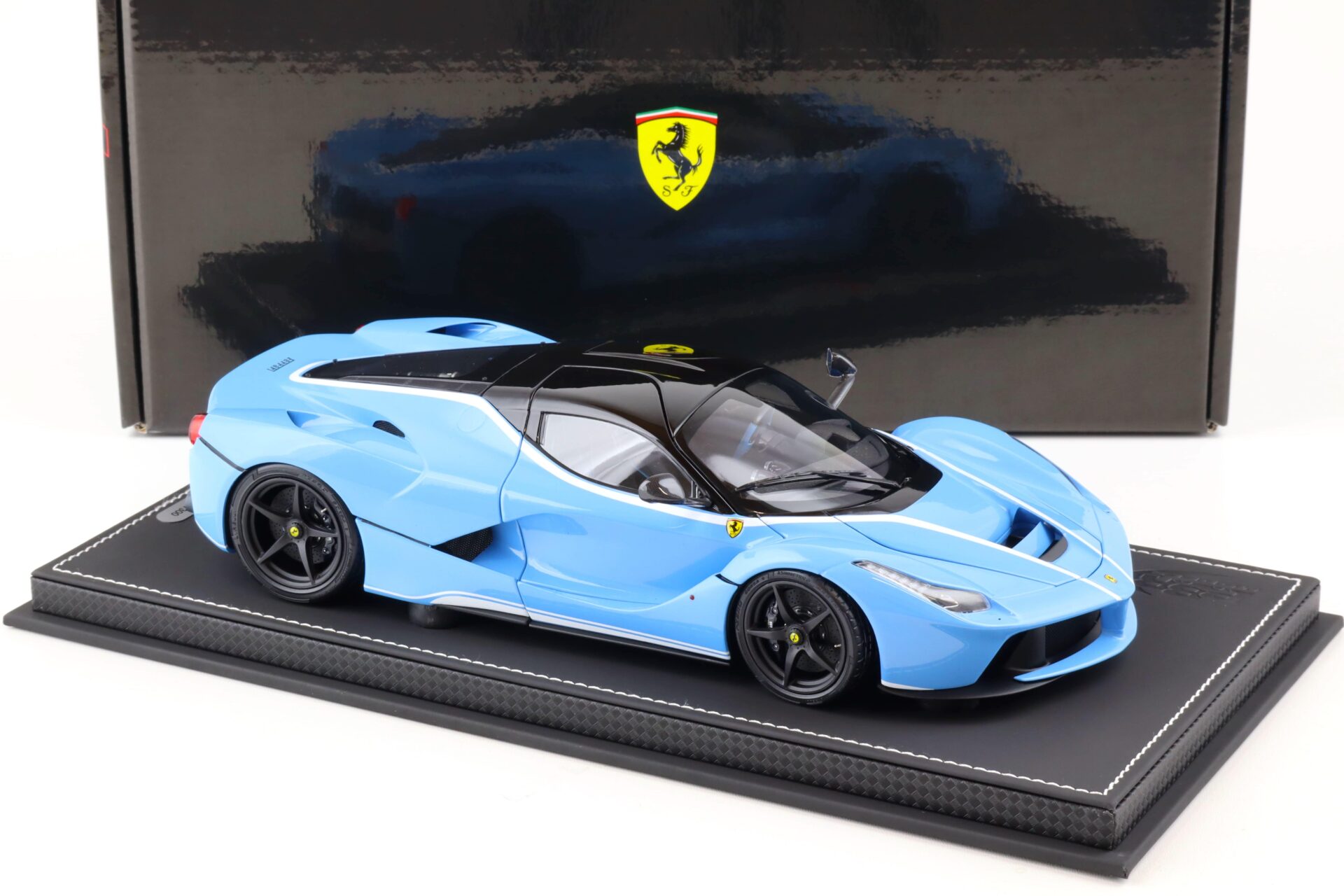 1:18 BBR Ferrari LaFerrari Tailor Made DIE CAST Baby blue - Limited 300 pcs.