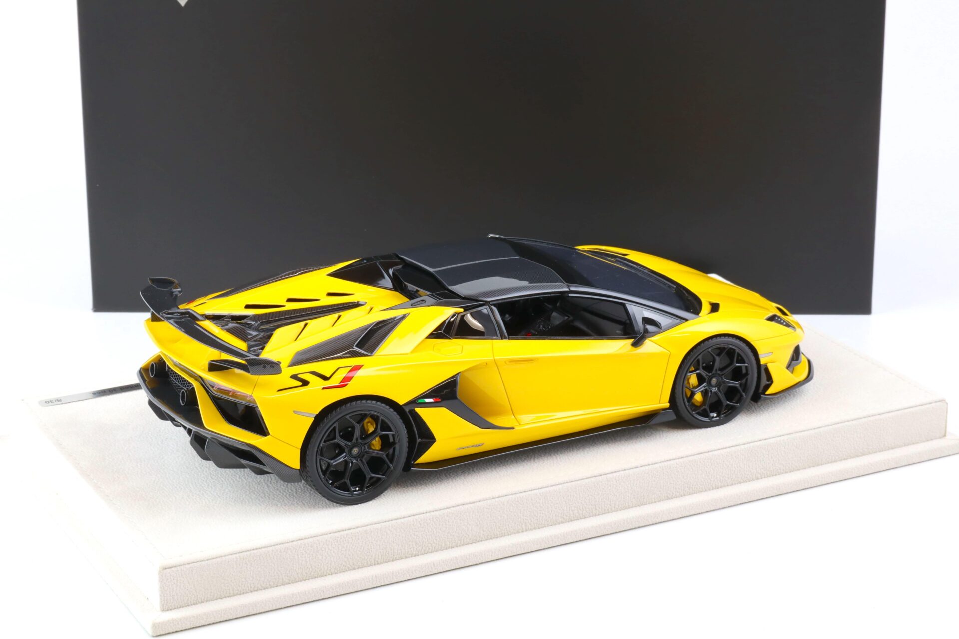 1:18 EIDOLON MAKE UP Lamborghini Aventador SVJ Roadster 2019 Giallo Inti - Limited 30 pcs.