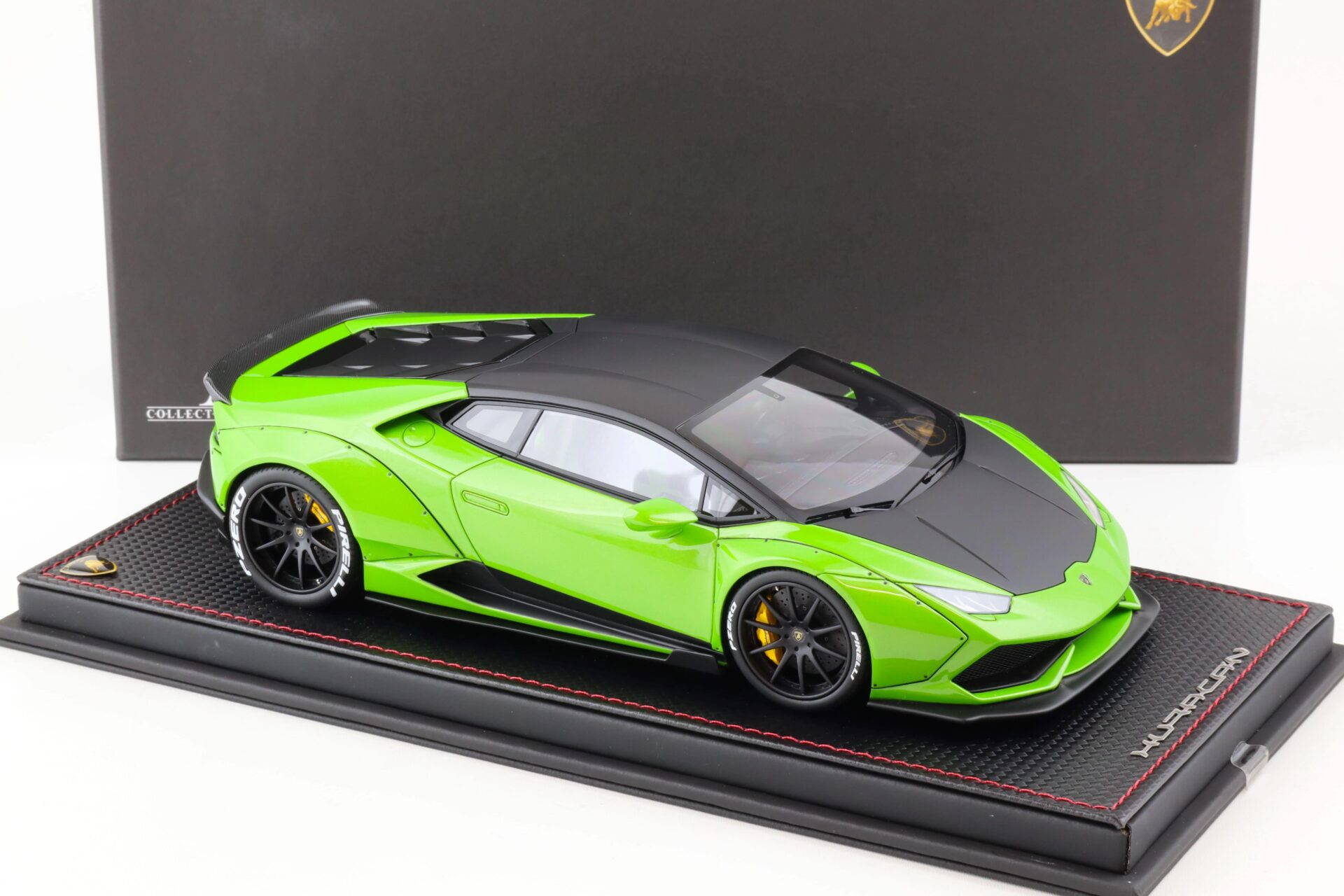 1:18 MR Collection Lamborghini Huracan Aftermarket Verde Mantis/ Ner Nemesis - Limited 25 pcs.
