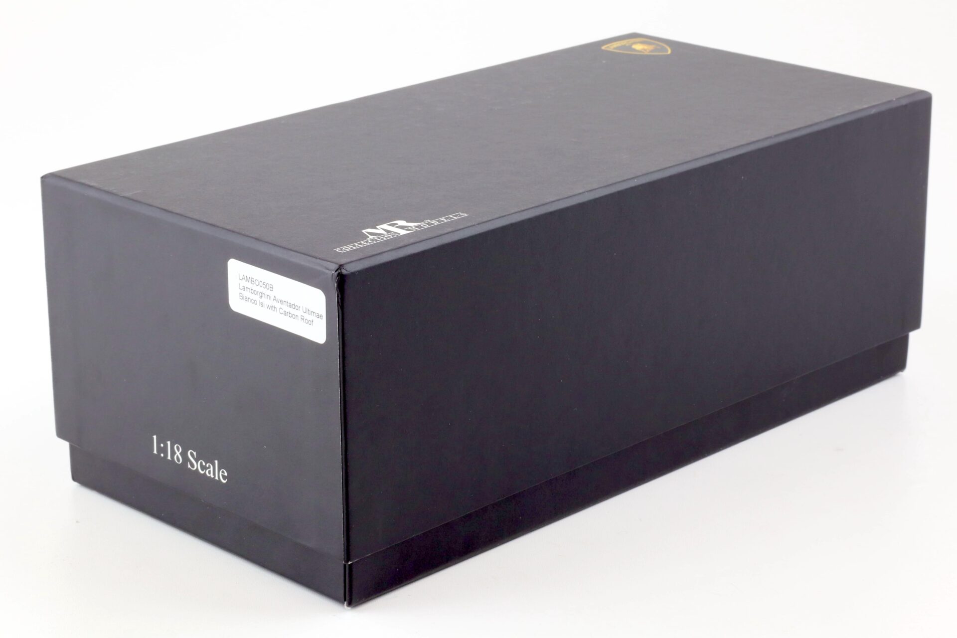 1:18 MR Collection Lamborghini Aventador Ultimae Bianco Isi with Carbon roof - Limited 149 pcs.
