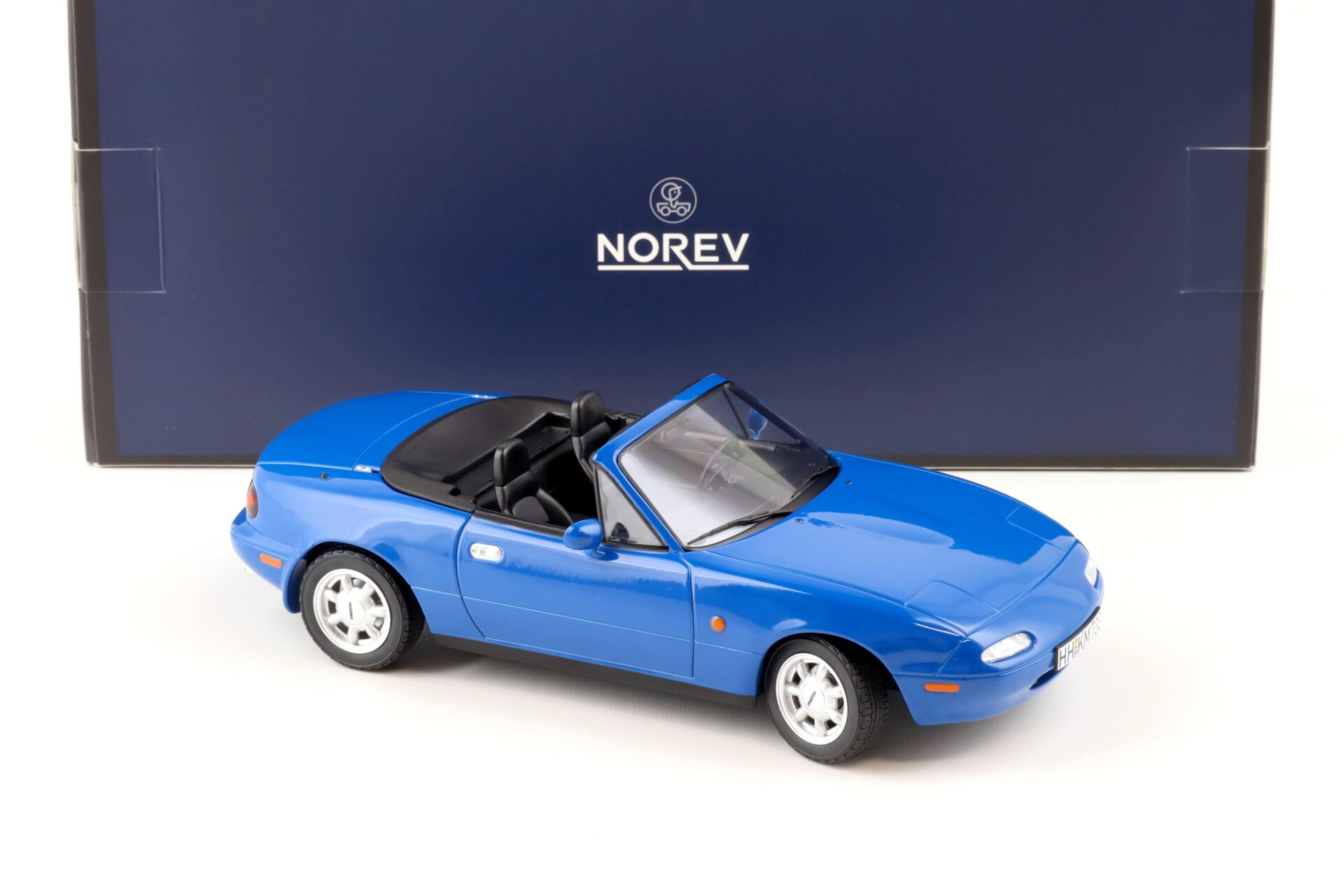 1:18 Norev Mazda MX-5 Roadster 1989 Navy blue - Limited 100 pcs.