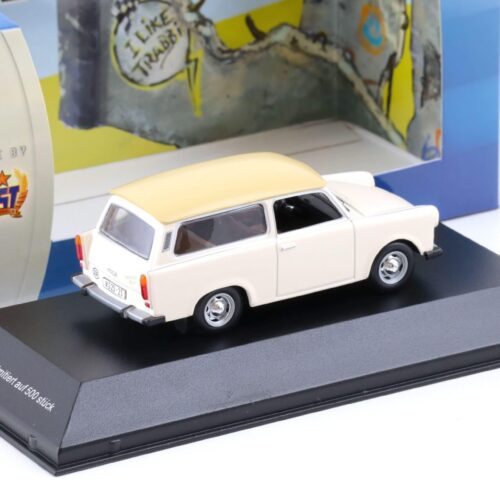 1:43 Cars&Co IST Trabant 601 Universal De Luxe 1965 beige/ brown - Image 2