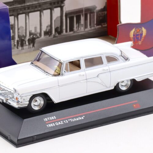 1:43 IST Models GAZ 13 Tchaika Limousine 1965 white