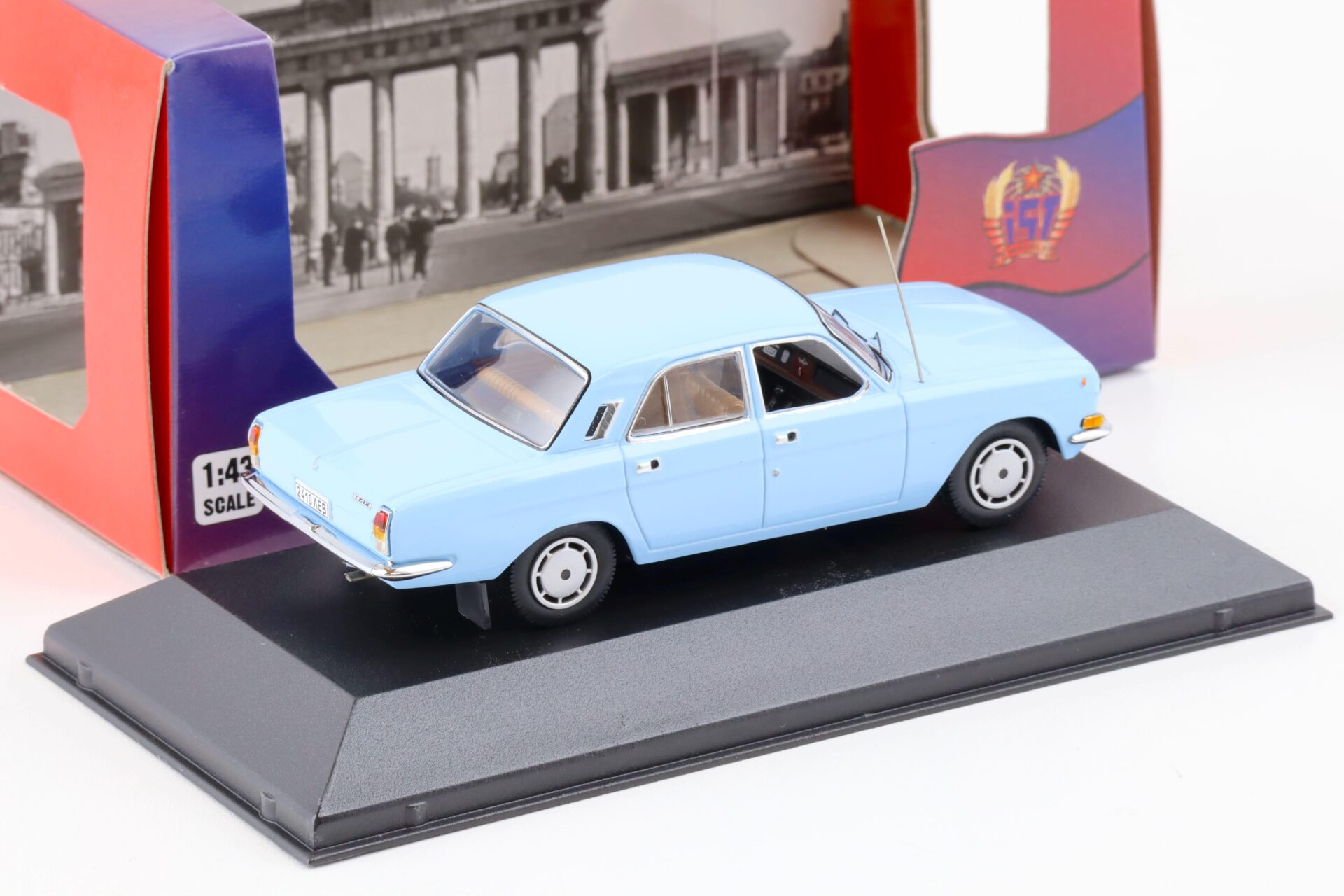1:43 IST Models Volga M24-10 Limousine 1986 blue