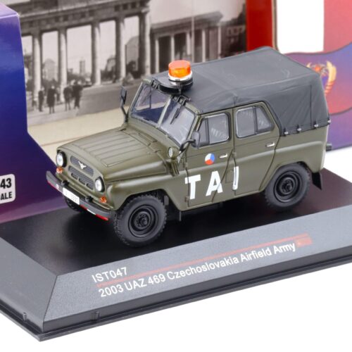 1:43 IST Models 2003 UAZ 469 Czechoslovakia Airfield Army TAI green