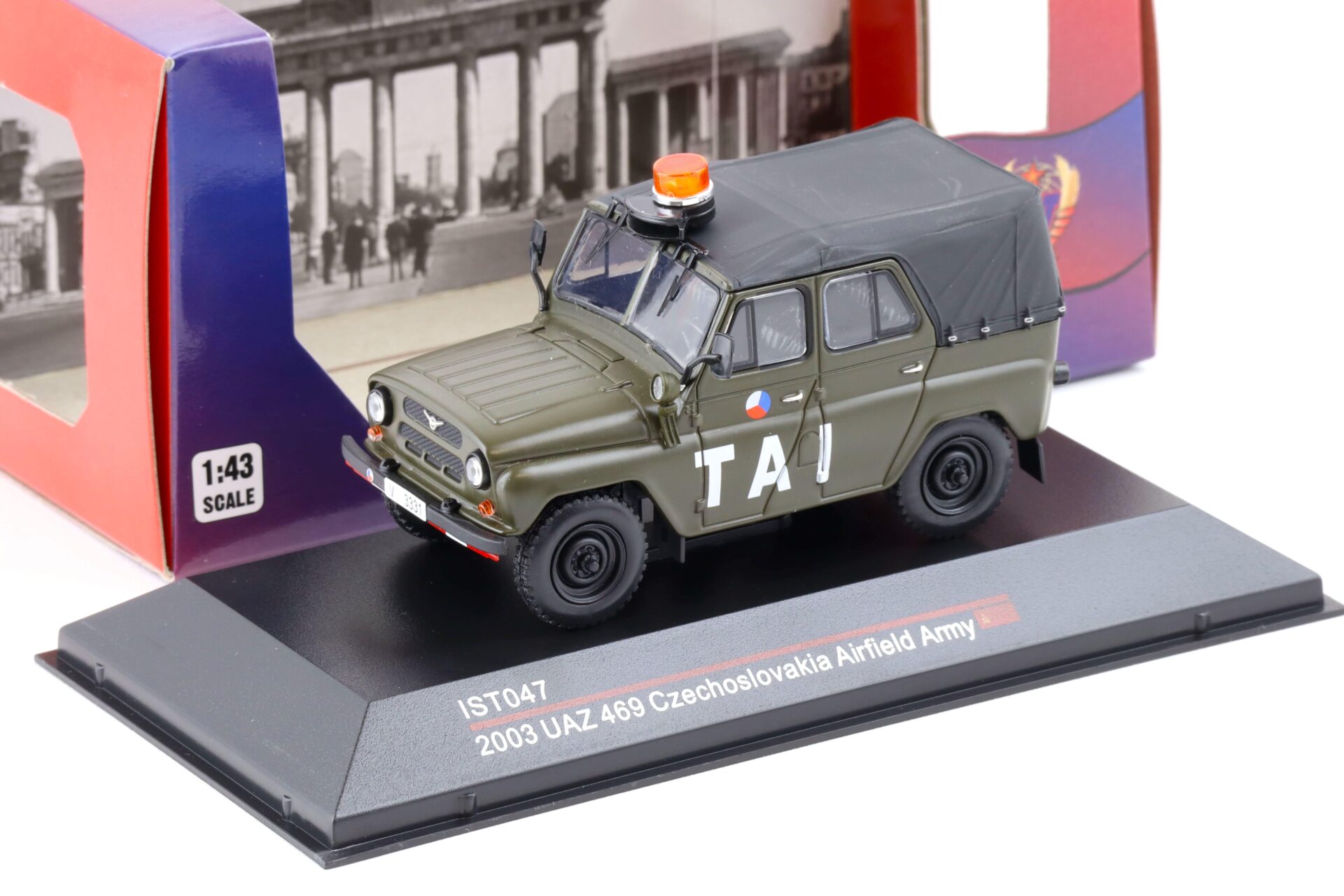 1:43 IST Models 2003 UAZ 469 Czechoslovakia Airfield Army TAI green