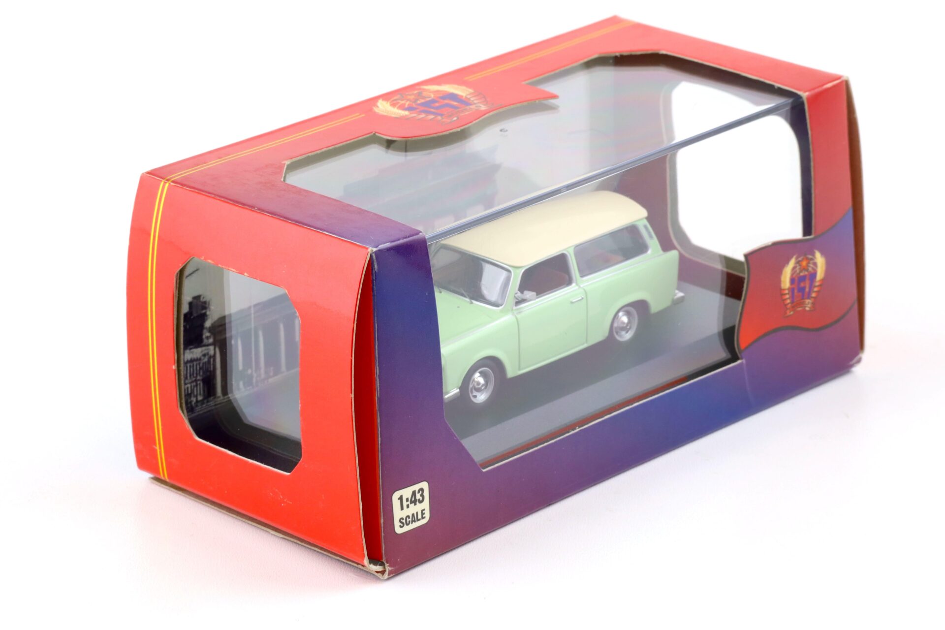 1:43 IST Models Trabant 601 Kombi pastel green & white