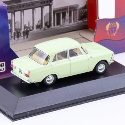 1:43 IST Models Moskwitch 412 Limousine 1971 light green