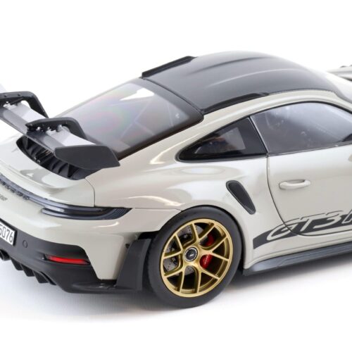 1:18 Norev Porsche 911 (992) GT3 RS Coupe Weissach Package 2022 Kreide - Limited 504 pcs.