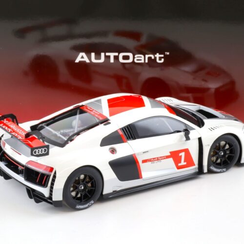 1:18 AUTOart Audi R8 FIA GT GT3 Geneva Presentation Car 2016 white/ silver/ red
