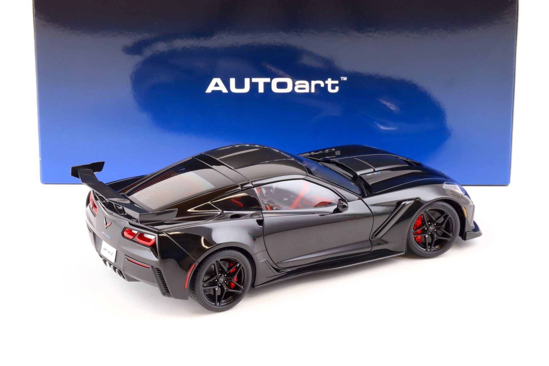 1:18 AUTOart Chevrolet Corvette C7 ZR1 Coupe 2019 Gloss black