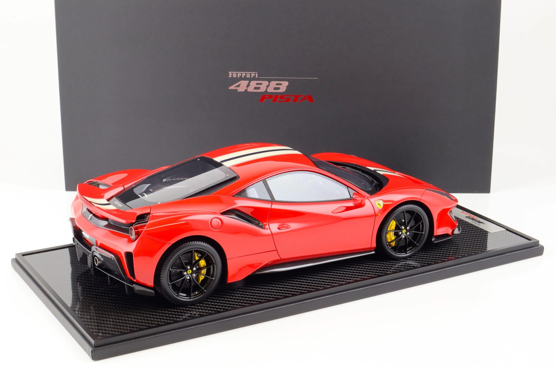 1:12 BBR Ferrari 488 Pista Rosso Corsa 322/ Argento-blue stripes - Limited 20 pcs.