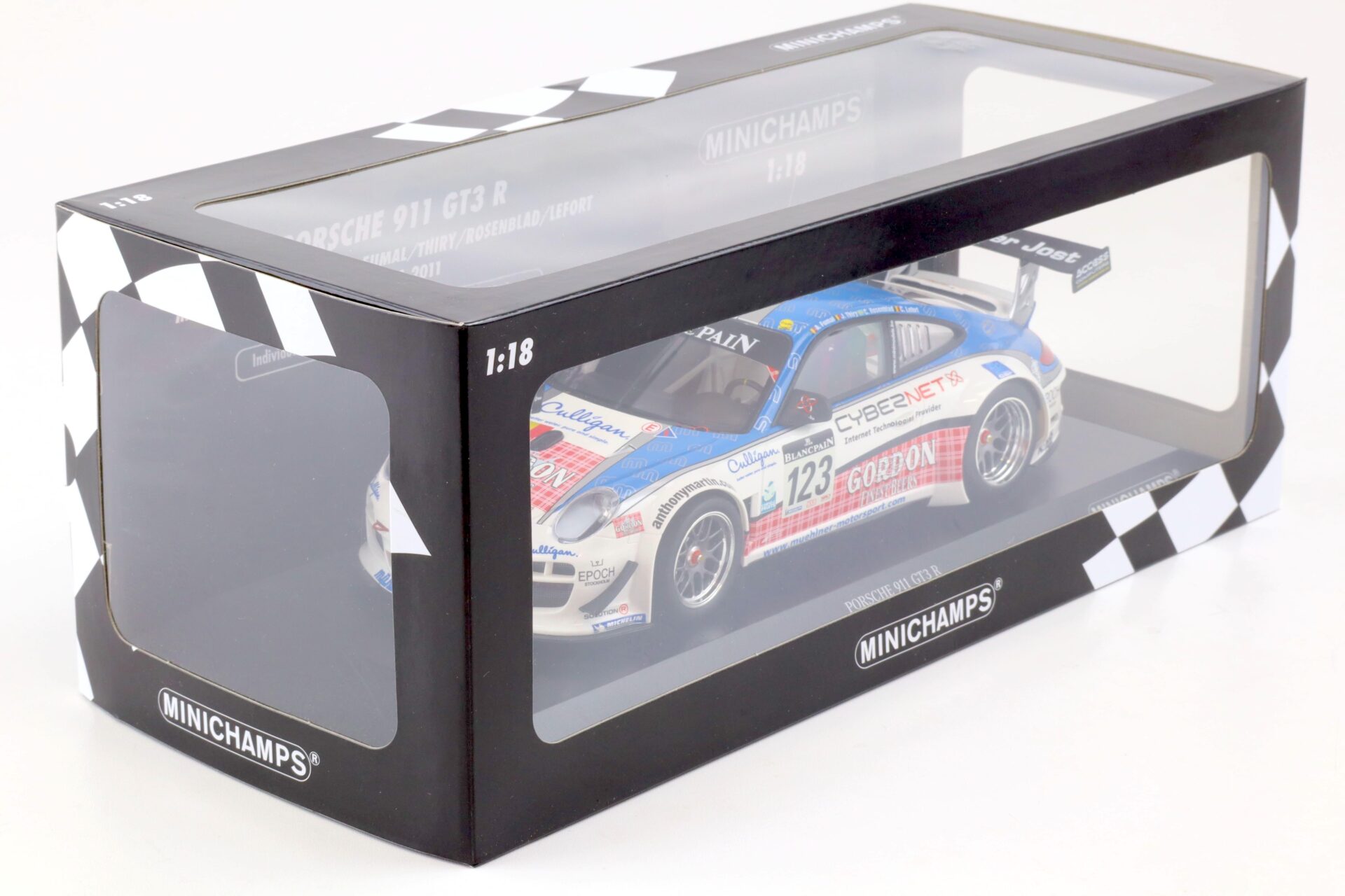 1:18 Minichamps Porsche 911 GT3 R #123 Mühlner Motorsport 24h Spa 2011 Fumal/Thiry