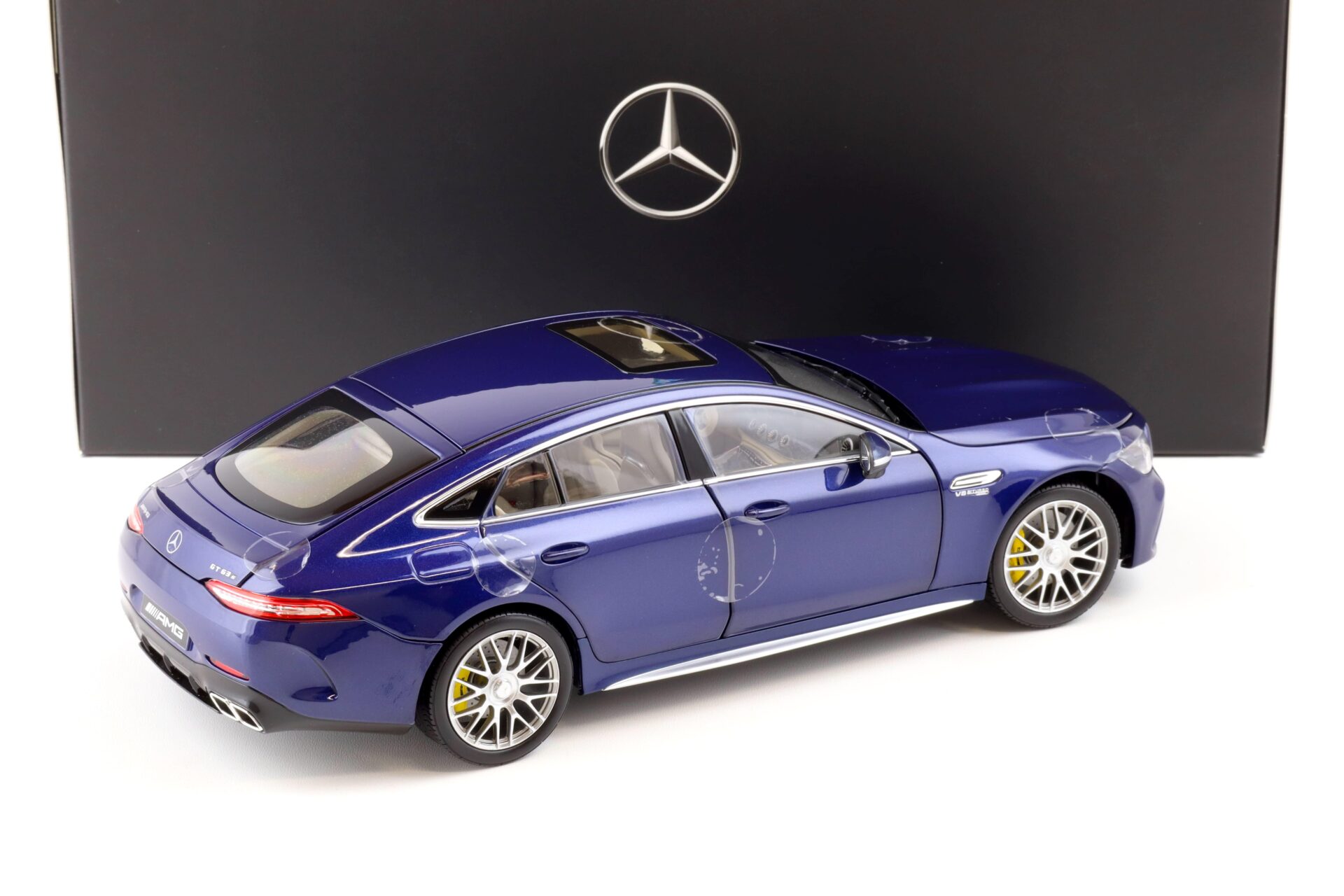 1:18 Norev Mercedes AMG GT 63 S 4 Matic+ brilliant blue DEALER VERSION