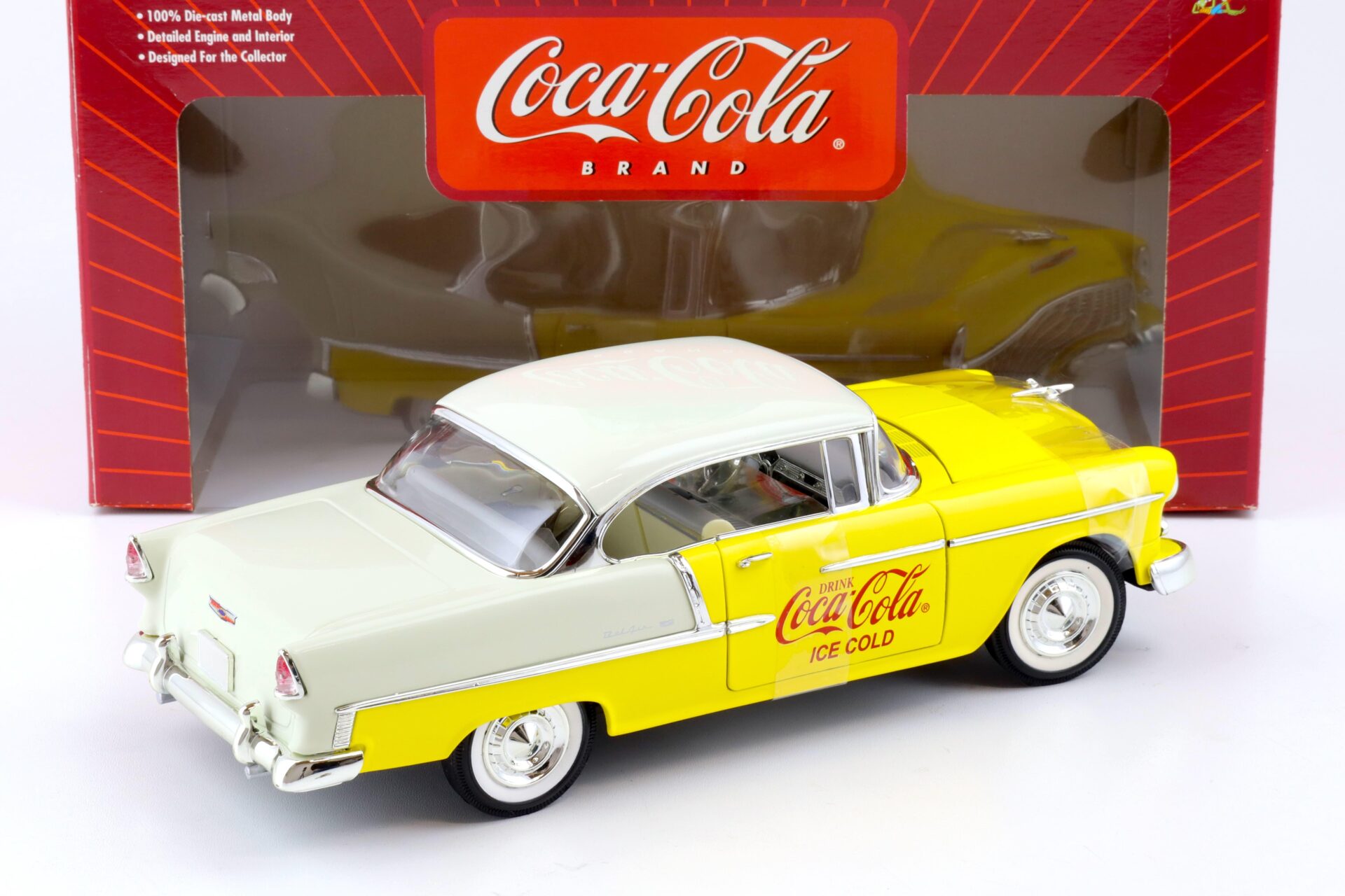 1:18 Johnny Lightning 1955 Chevrolet Bel Air COCA COLA yellow/ white