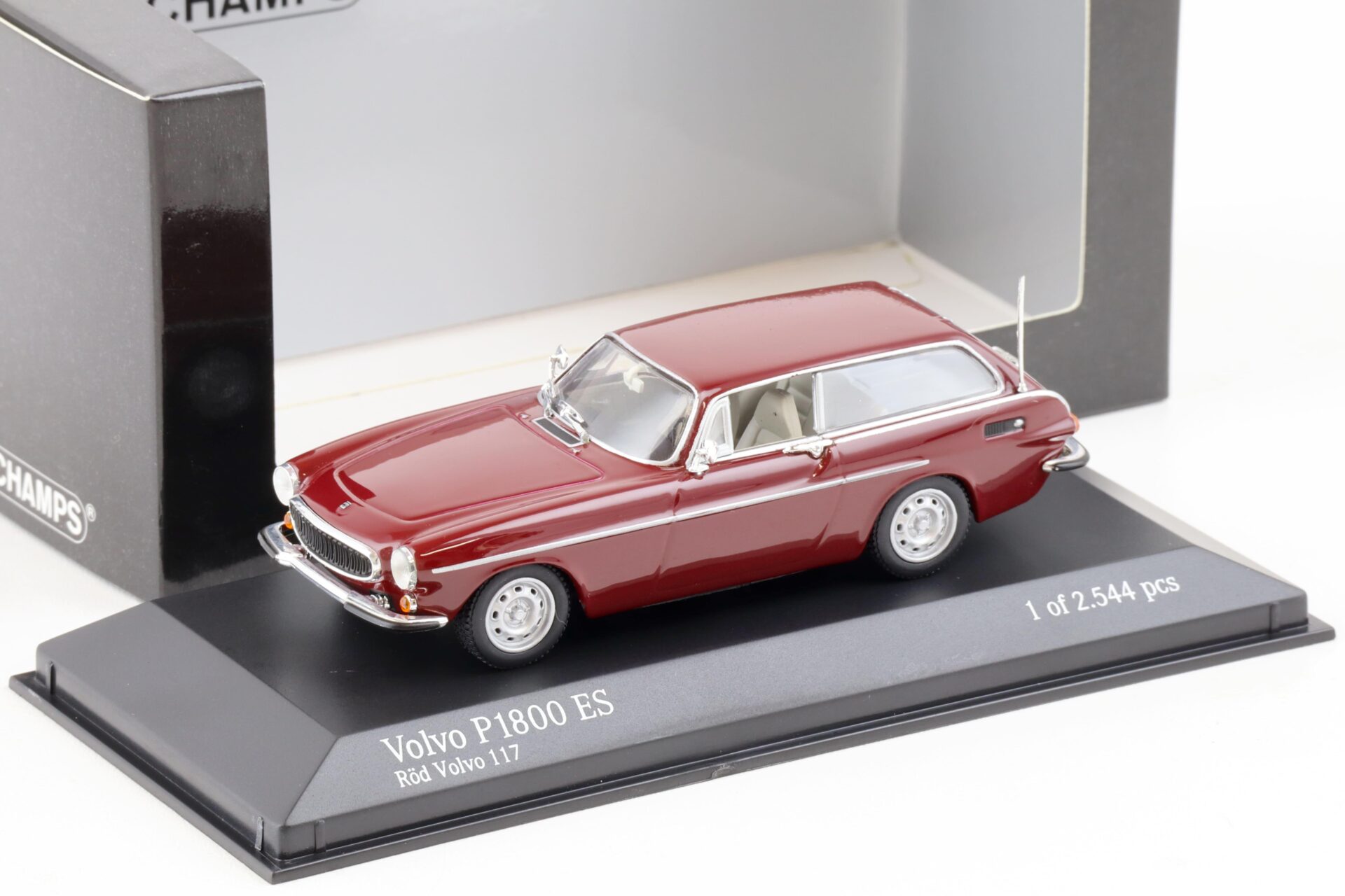 1:43 Minichamps Volvo P 1800 ES Estate 1971 dark red