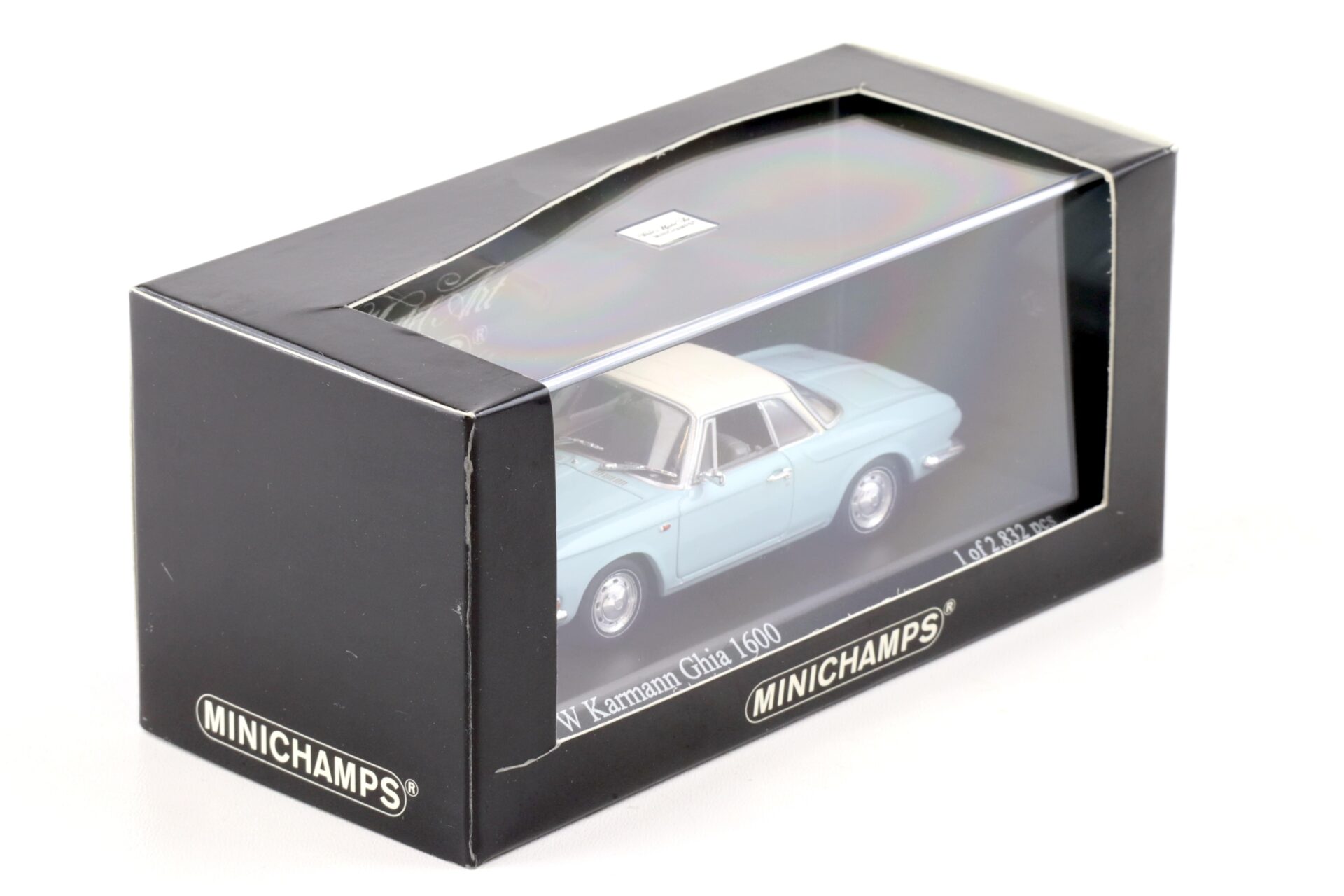 1:43 Minichamps VW Karmann Ghia 1600 light blue/ white 1966