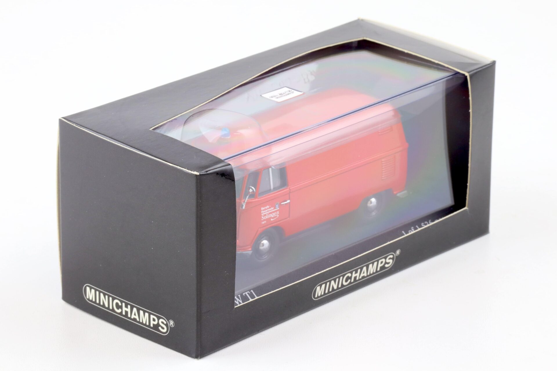 1:43 Minichamps VW T1 Kastenwagen 1966 red Feuerwehr Solingen