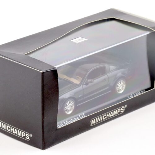 1:43 Minichamps Ford Mustang GT Coupe 2005 black