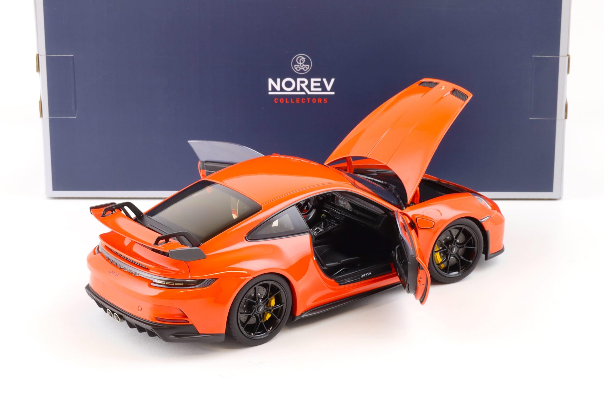 1:18 Norev Porsche 911 (992) GT3 Coupe orange 2021
