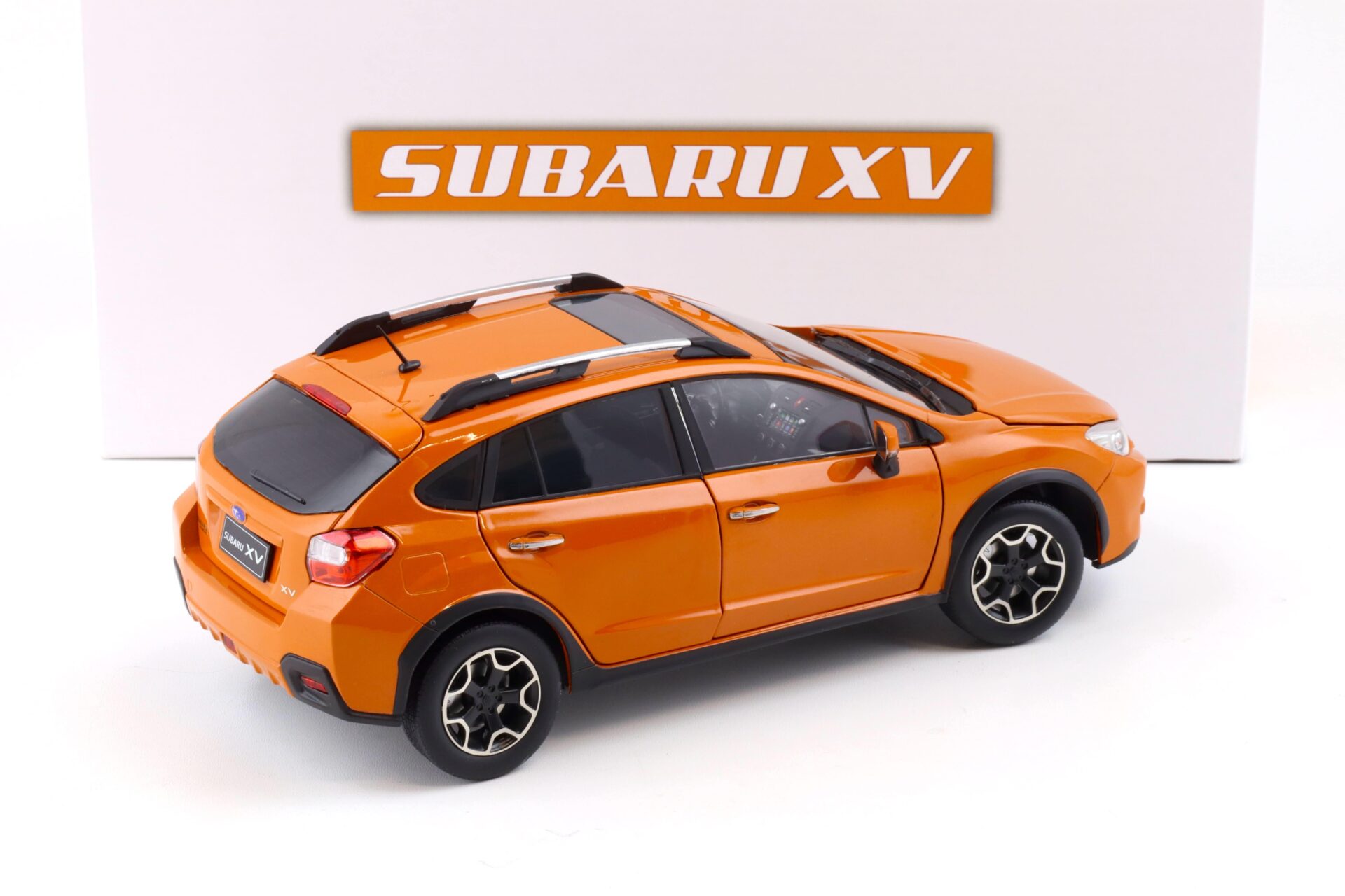 1:18 Sun Star Subaru XV 2014 Tangerine orange pearl
