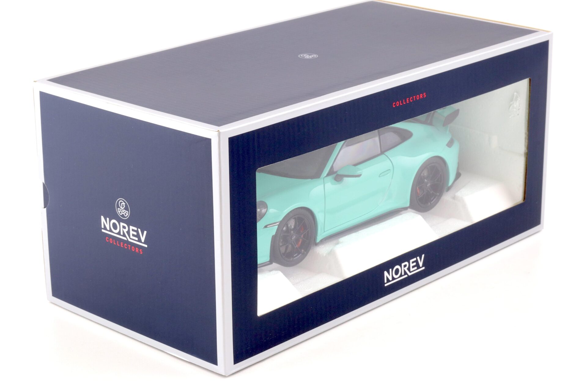 1:18 Norev Porsche 911 (992) GT3 Coupe 2021 Mint green/ black wheels