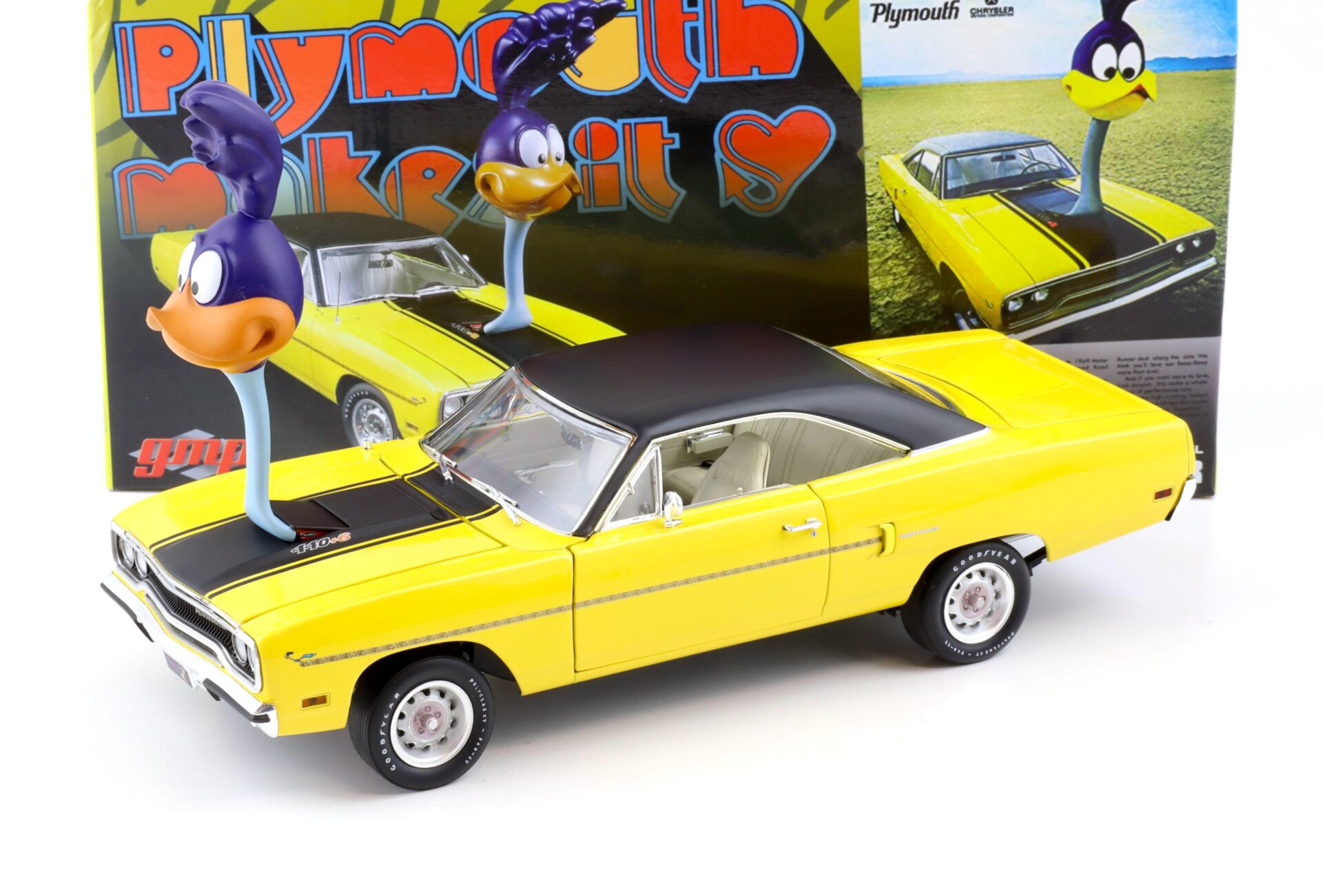 1:18 GMP 1970 Plymouth Road Runner The Loved Bird Air Grabber Figure yellow/ black