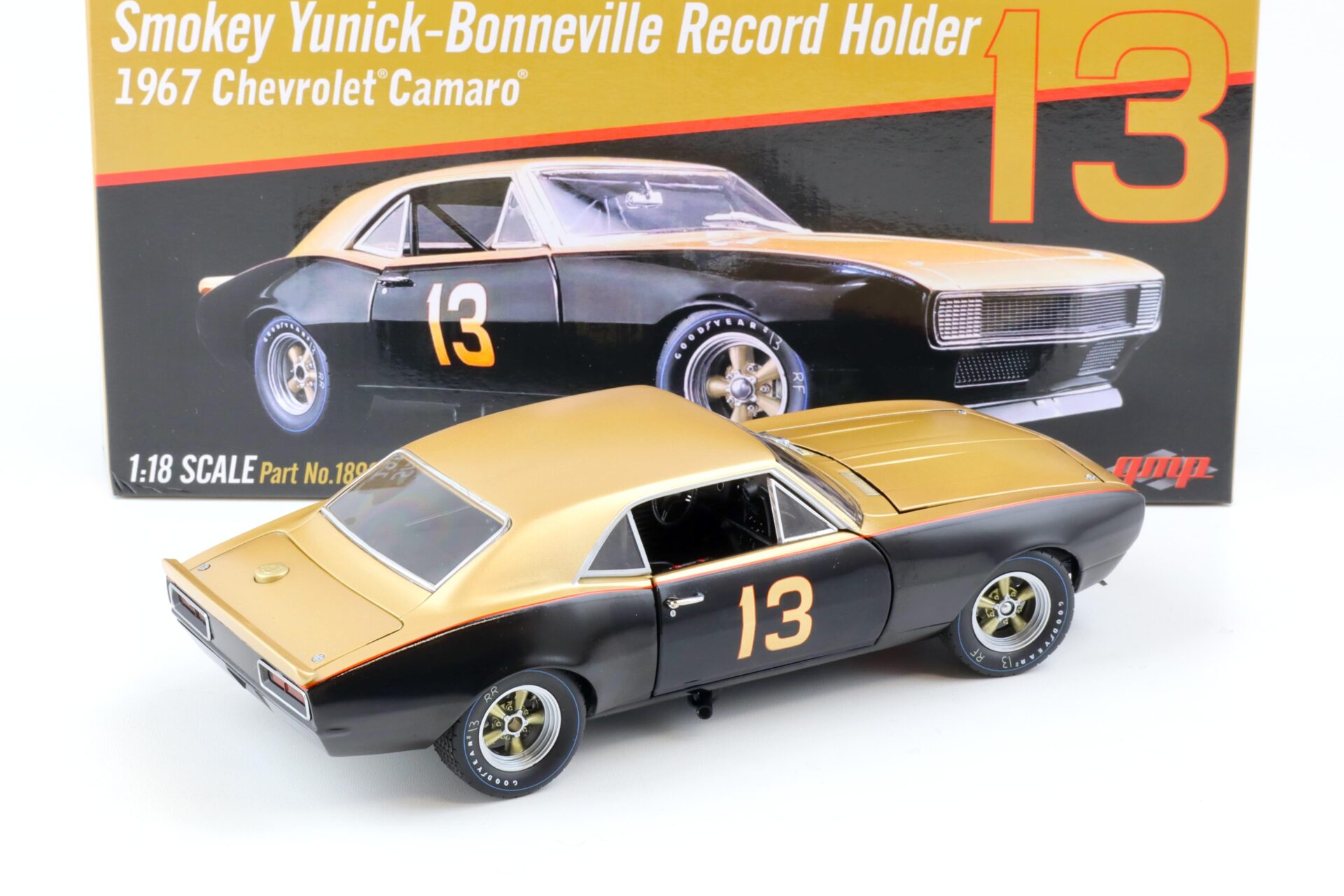 1:18 GMP Chevrolet Camaro 1967 Bonneville Record #13 Smokey Yunick black/ gold