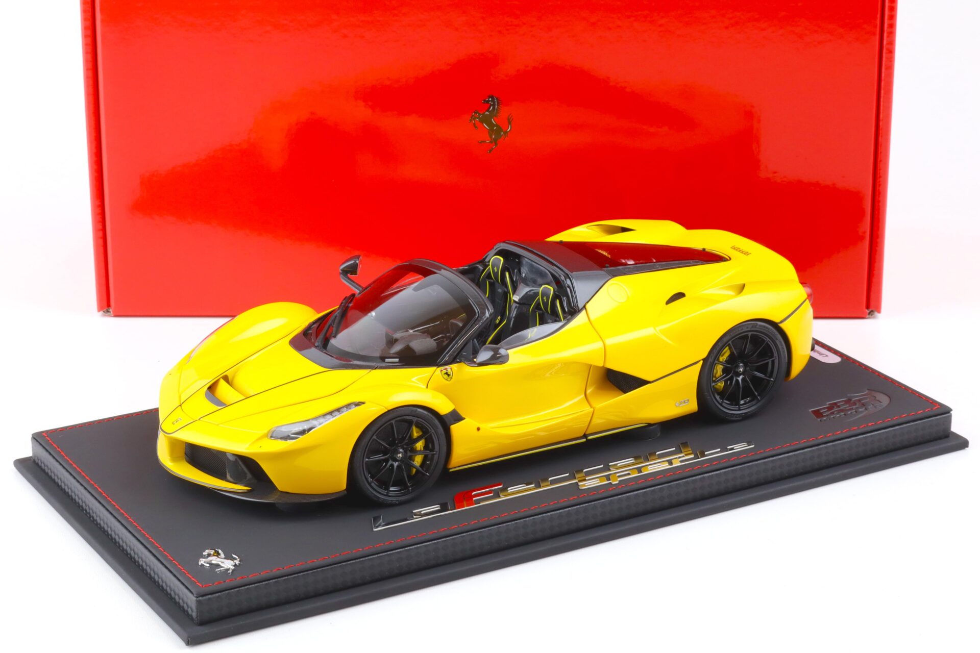 1:18 BBR Ferrari LaFerrari Aperta Giallo Tristrato/ special wheels Diecast - Limited 84 pcs.