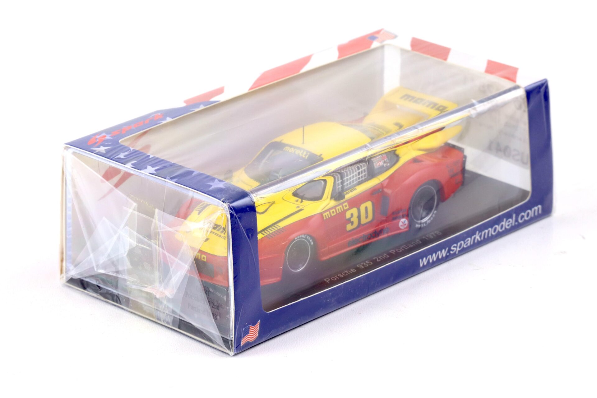 1:43 Spark Porsche 935 - 2nd Portland 1978 G.Moretti #30 MOMO