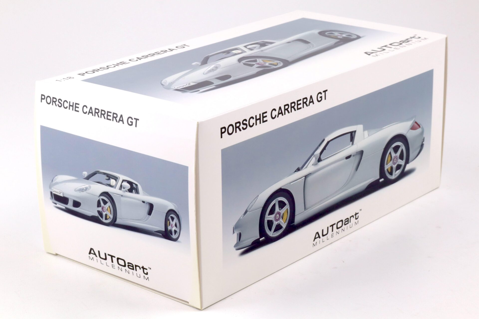 1:18 AUTOart Porsche Carrera GT 2003 silver 78046
