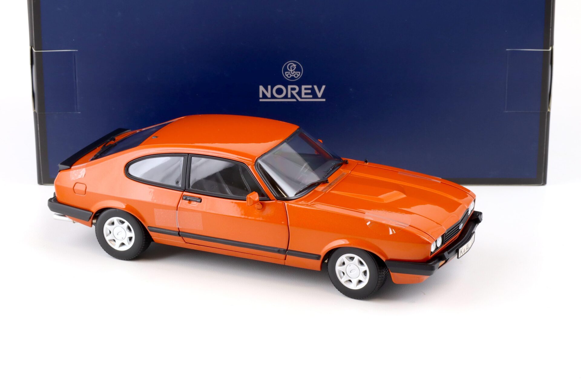 1:18 Norev Ford Capri 2.8 MKIII Coupe 1983 orange metallic - Limited 150 pcs.