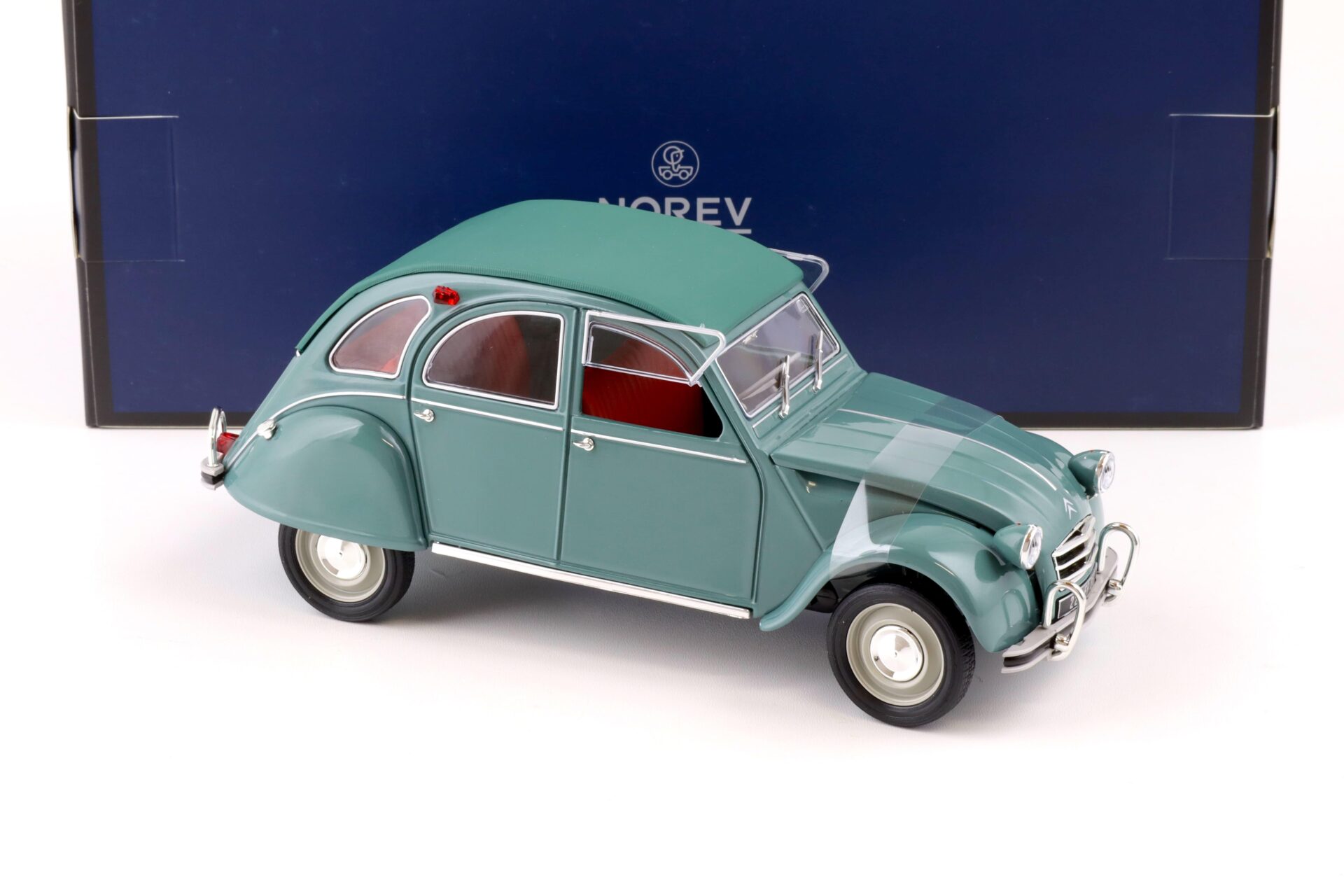 1:18 Norev Citroen 2CV AZAM 1966 Agave green - Limited 200 pcs.