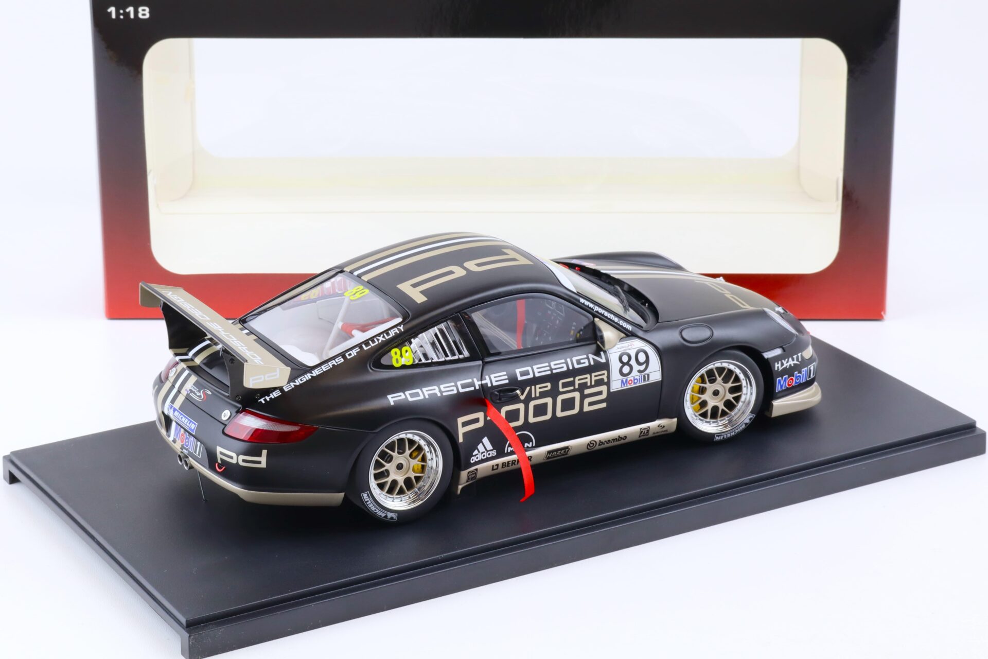 1:18 AUTOart Porsche 911 (997) GT3 CUP 2007 black #89 VIP CAR 80781