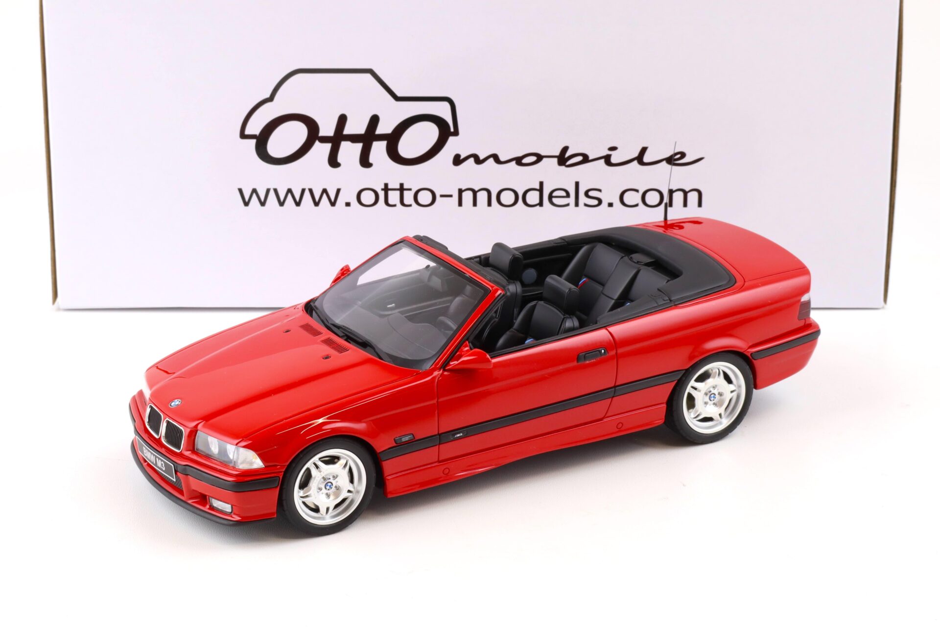 ID 83853 orig.jpg 1:18 OTTO mobile OT1048 BMW M3 (E36) Convertible red 1995