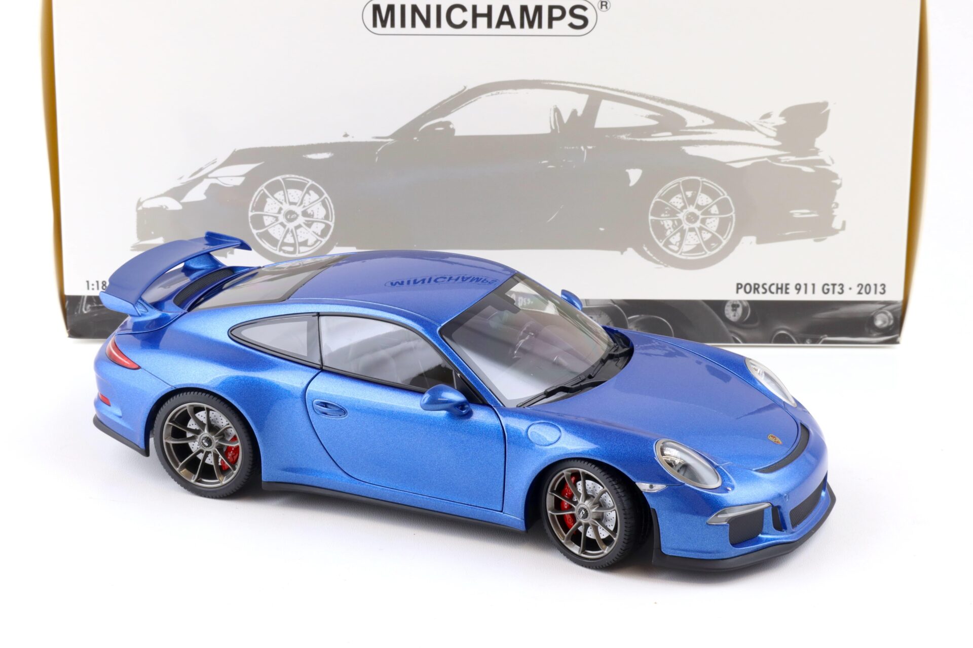 1:18 Minichamps Porsche 911 (991) GT3 Coupe 2013 blue metallic