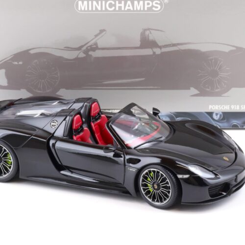 1:18 Minichamps Porsche 918 Spyder 2013 black/ red seats - Image 2