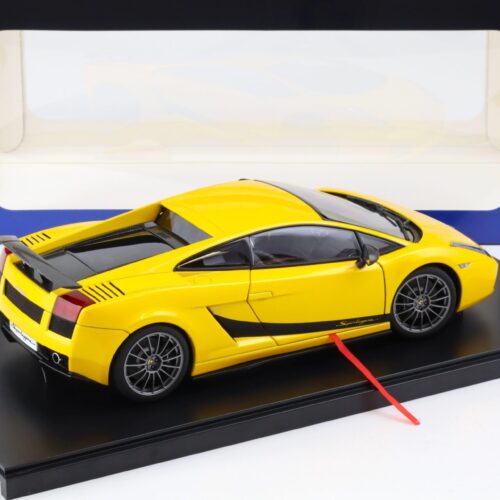 1:18 AUTOart Lamborghini Gallardo Superleggera giallo midas/ metallic yellow