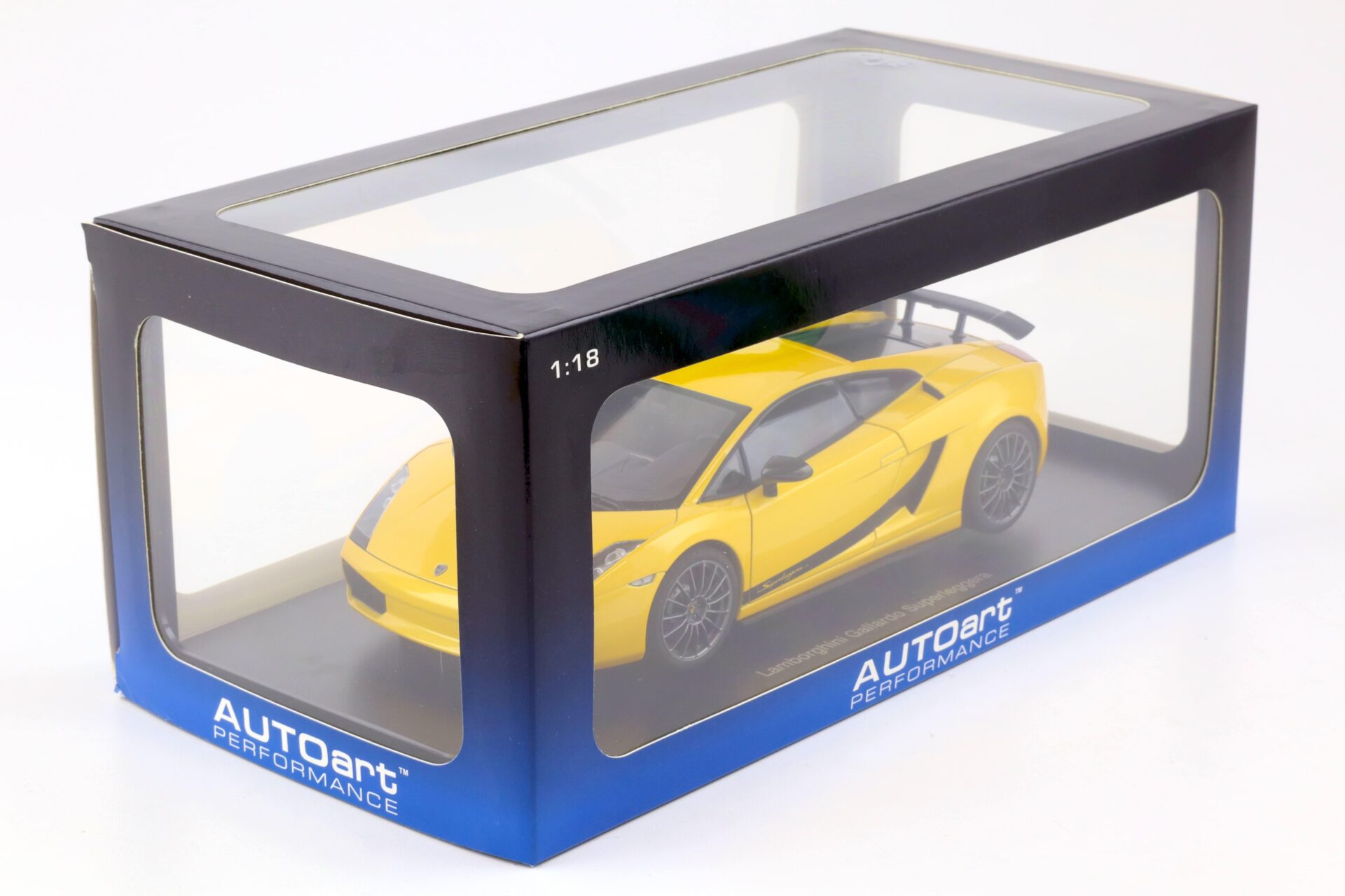 1:18 AUTOart Lamborghini Gallardo Superleggera giallo midas/ metallic yellow
