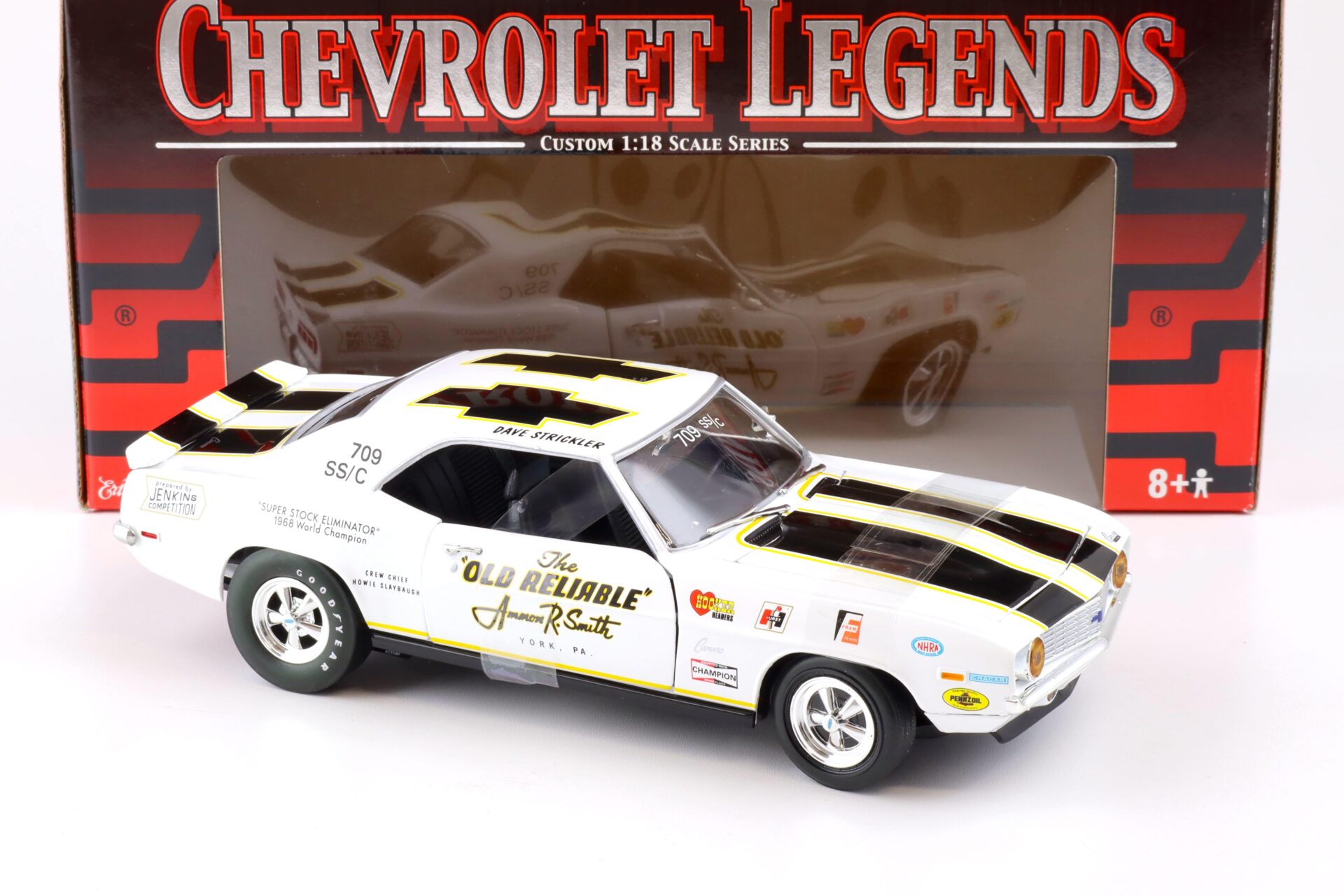 1:18 ERTL 1969 Chevrolet Camaro Z-28 Prostock Dave Strickler #709 SS/C white