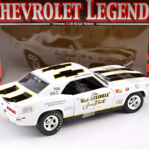 1:18 ERTL 1969 Chevrolet Camaro Z-28 Prostock Dave Strickler #709 SS/C white