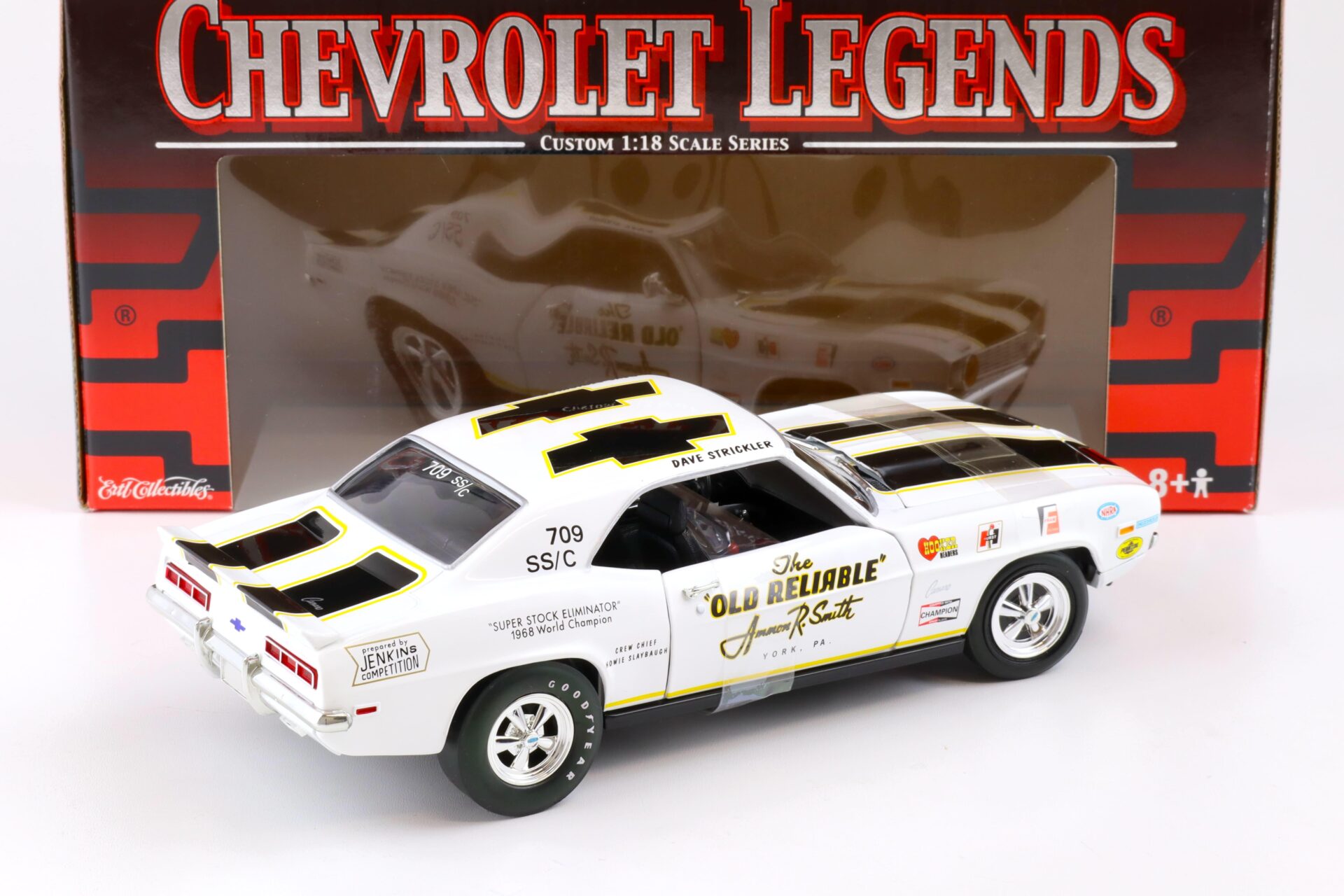 1:18 ERTL 1969 Chevrolet Camaro Z-28 Prostock Dave Strickler #709 SS/C white