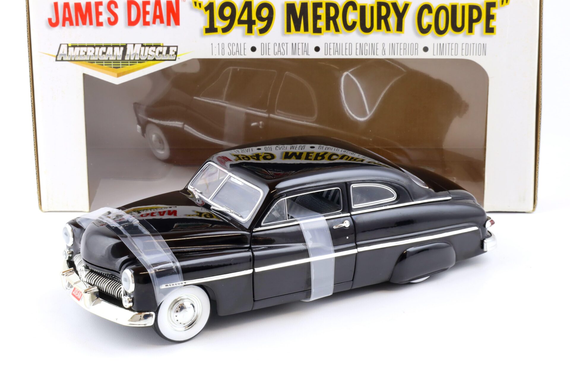 1:18 ERTL 1949 Mercury Coupe black James Dean 32482