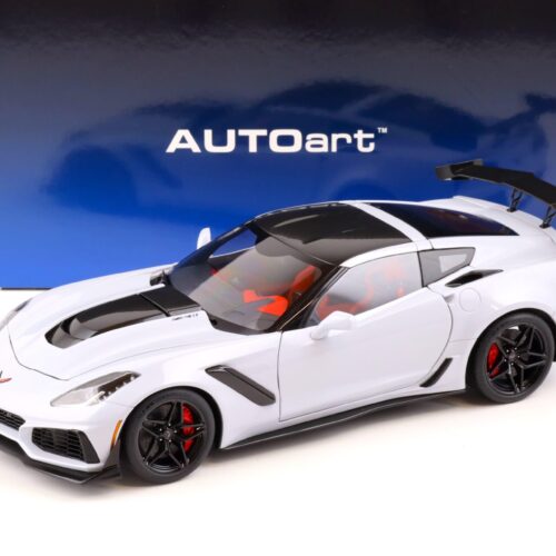 1:18 AUTOart Chevrolet Corvette C7 ZR1 Coupe 2019 Ceramic Matrix grey metallic