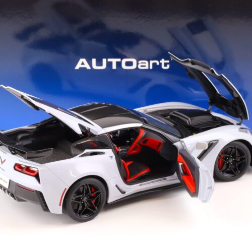 1:18 AUTOart Chevrolet Corvette C7 ZR1 Coupe 2019 Ceramic Matrix grey metallic