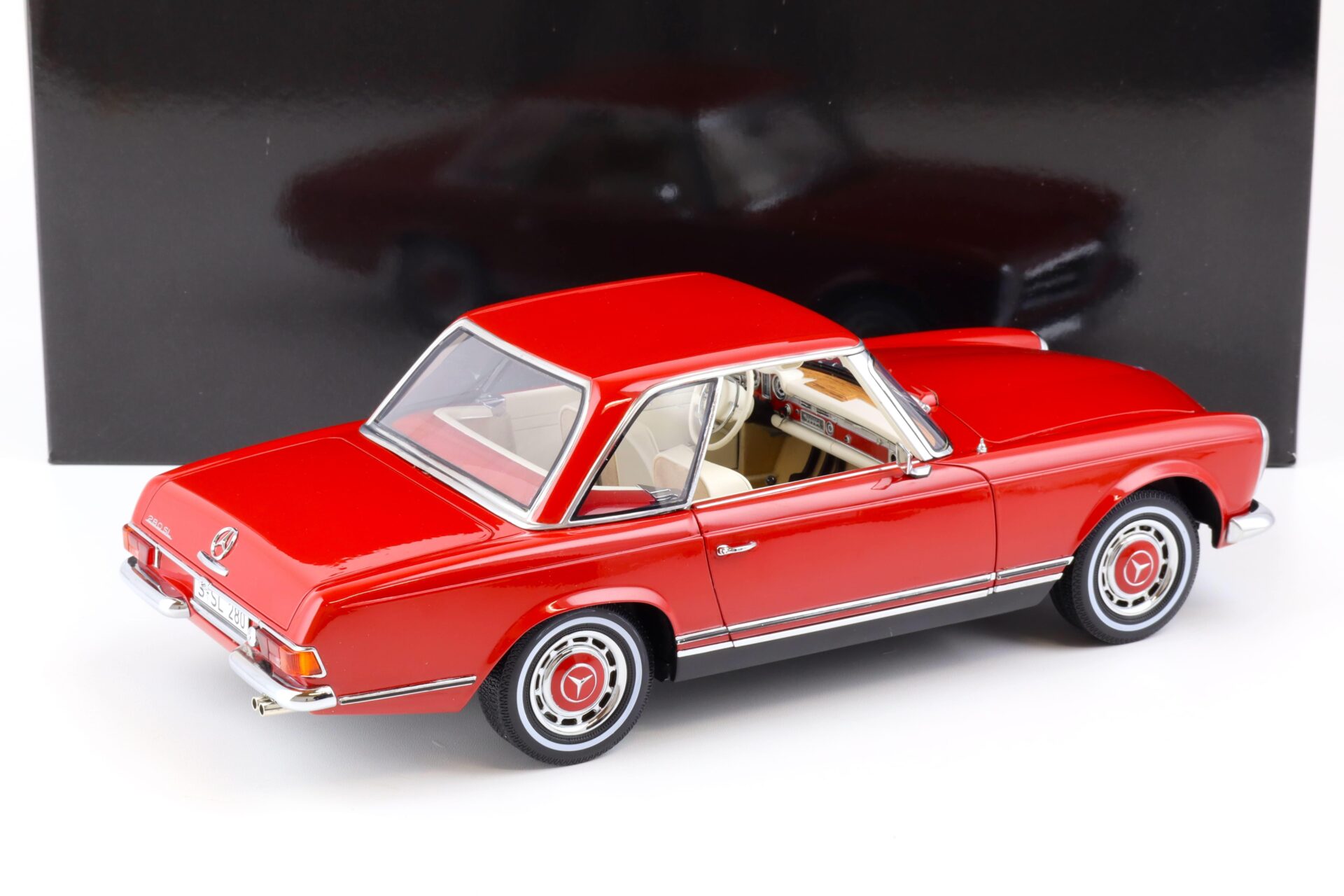 1:12 Premium ClassiXXs Mercedes 280 SL (W113) Pagode Hardtop red