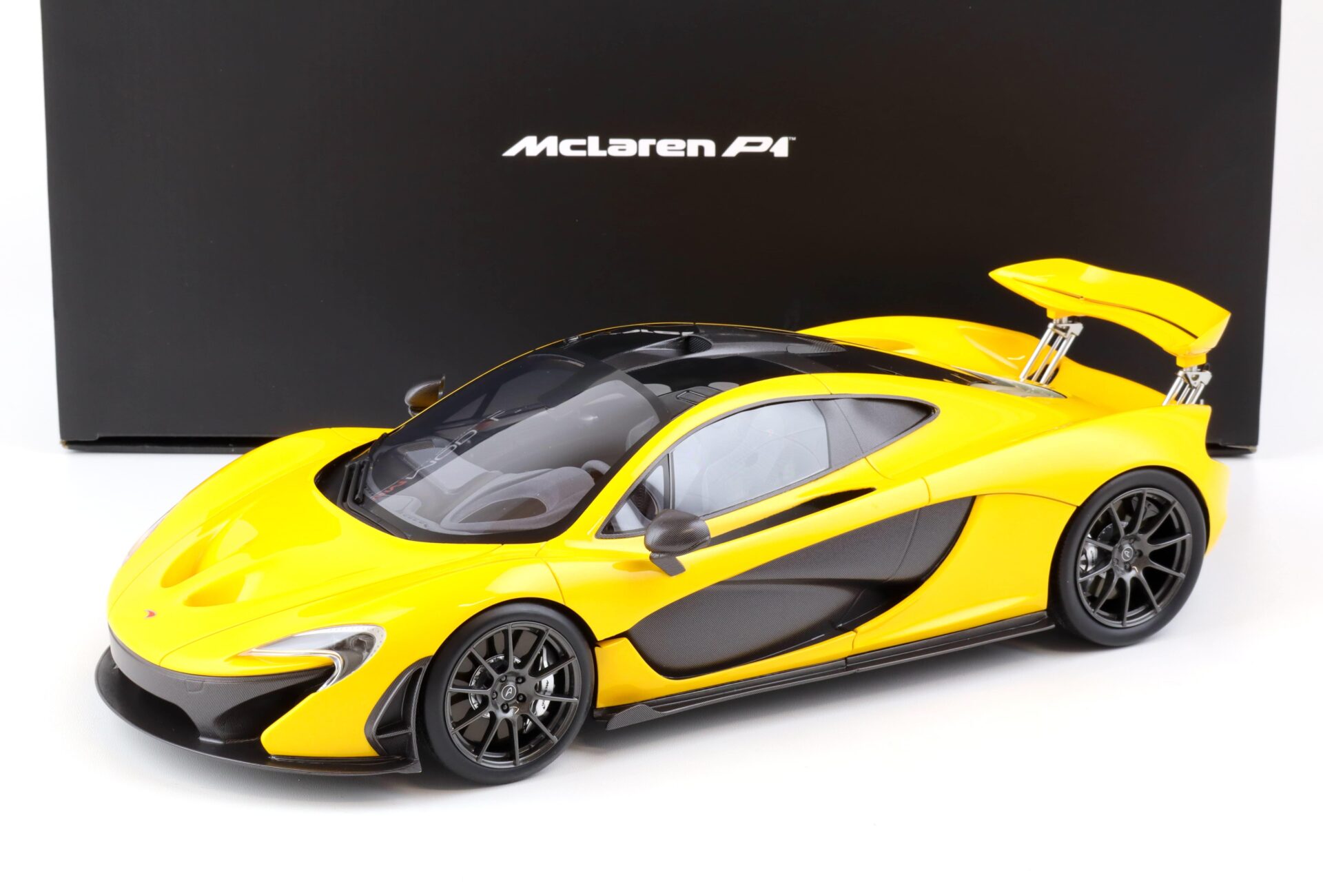 1:12 TSM True Scale 2013 McLaren P1 Volcano yellow TSM141206