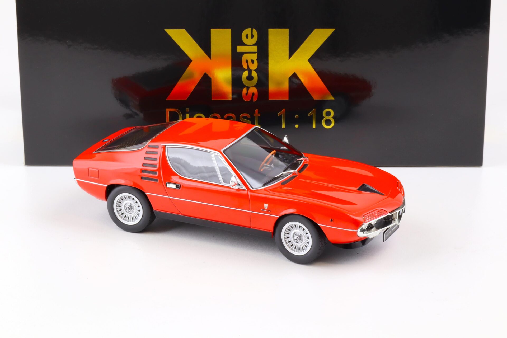 1:18 KK-Scale Alfa Romeo Montreal red 1970