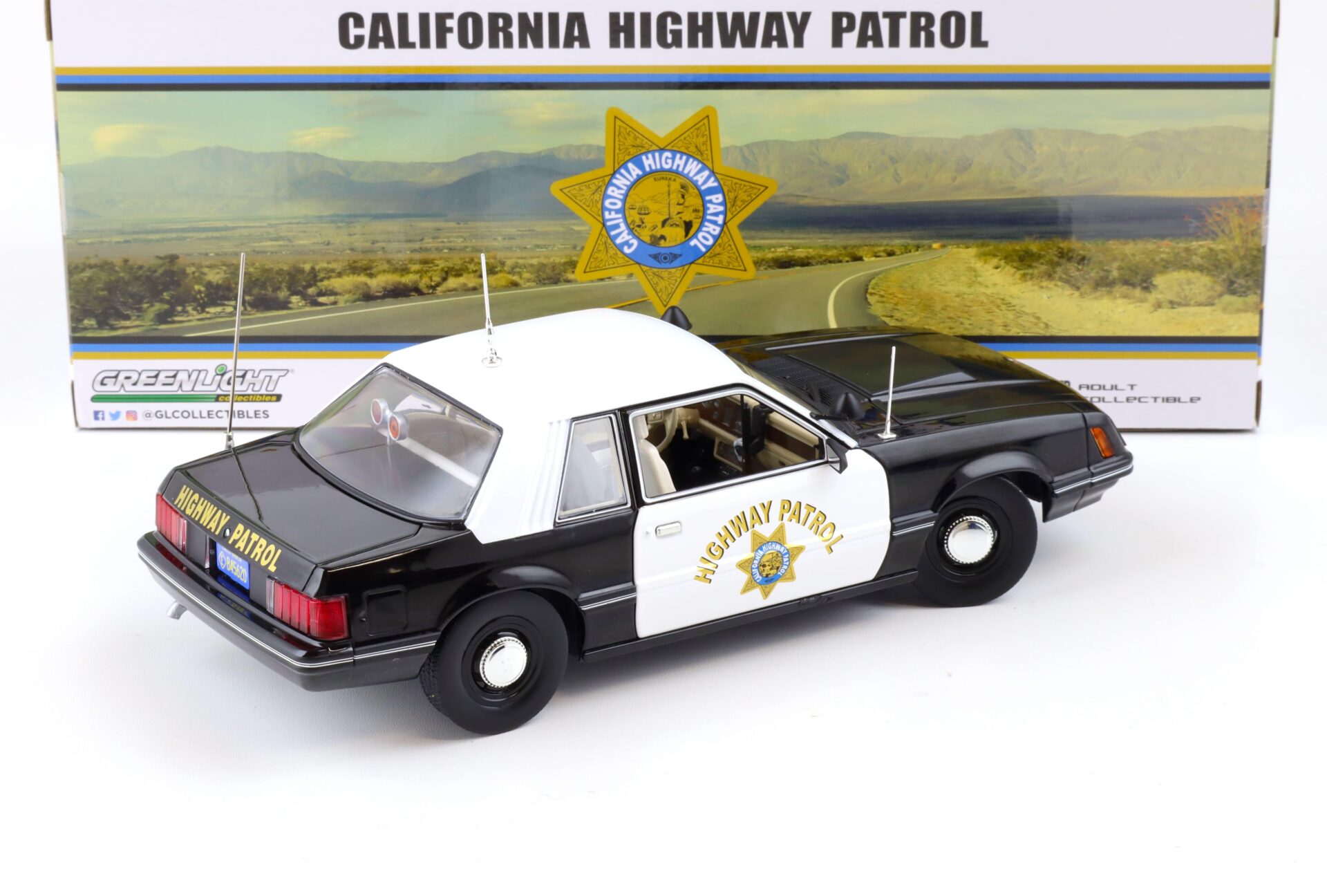 1:18 Greenlight 1982 Ford Mustang Coupe SSP California Highway Patrol
