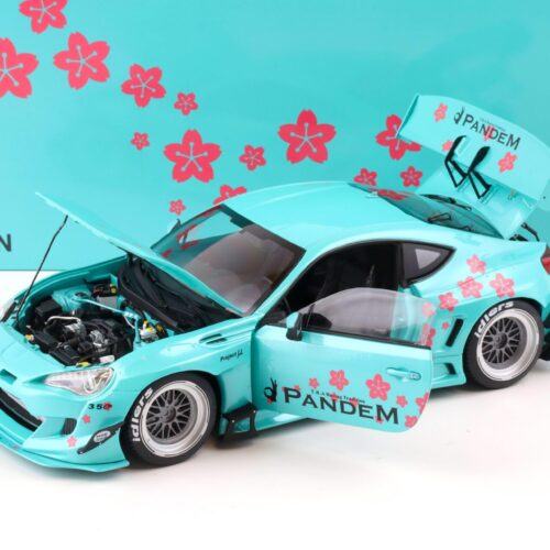 1:18 DCN Toyota 86 Rocket Bunny Pandem GT86 V3 Sakura green Diecast